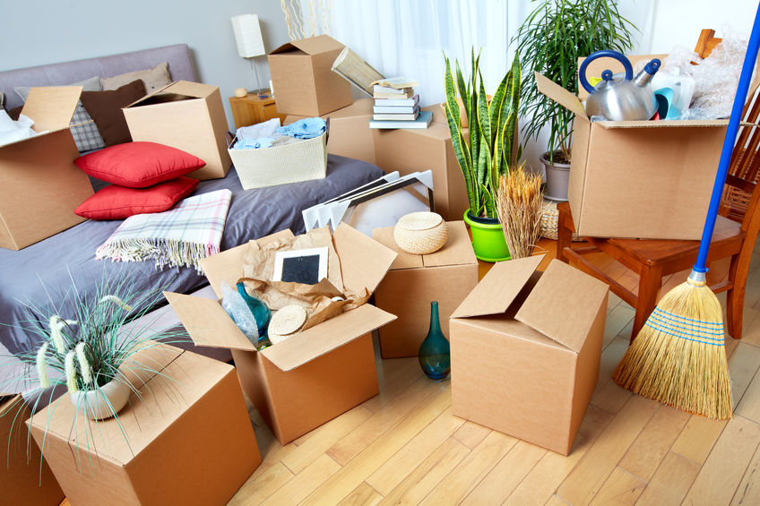 Complete Guide To Packing Your Bedroom When Moving