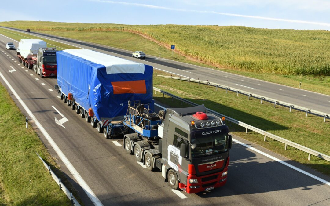 Tips for Choosing a Heavy Equipment Shipping Company